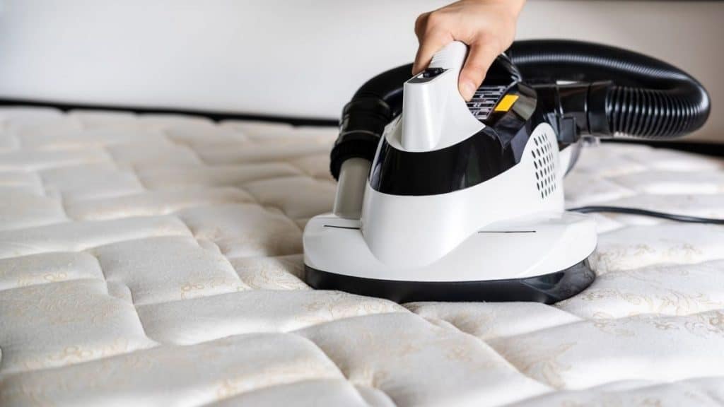 UV cleaners for mattresses